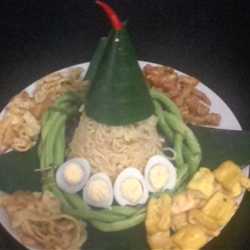 tumpeng indomie